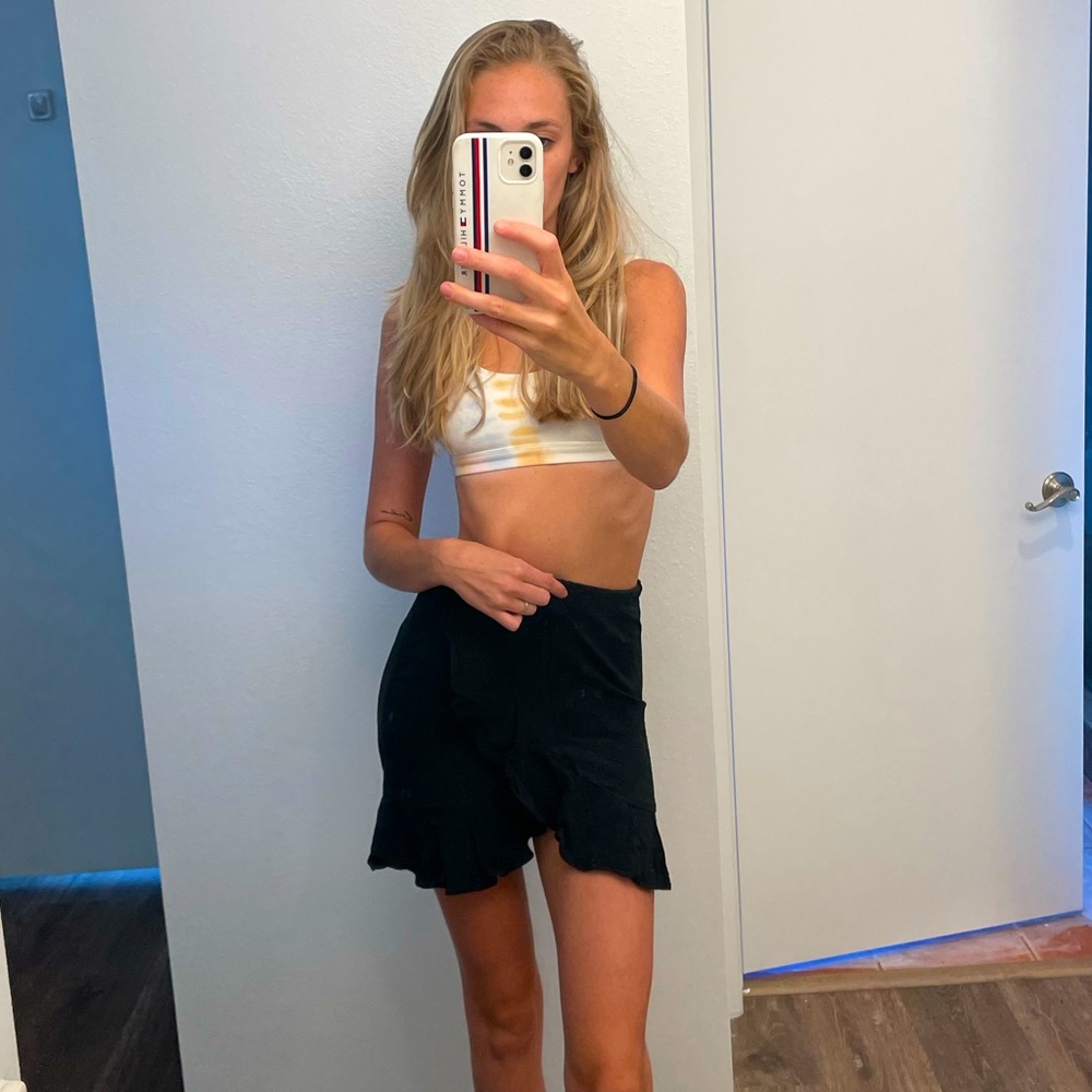 Cute black summer skirt